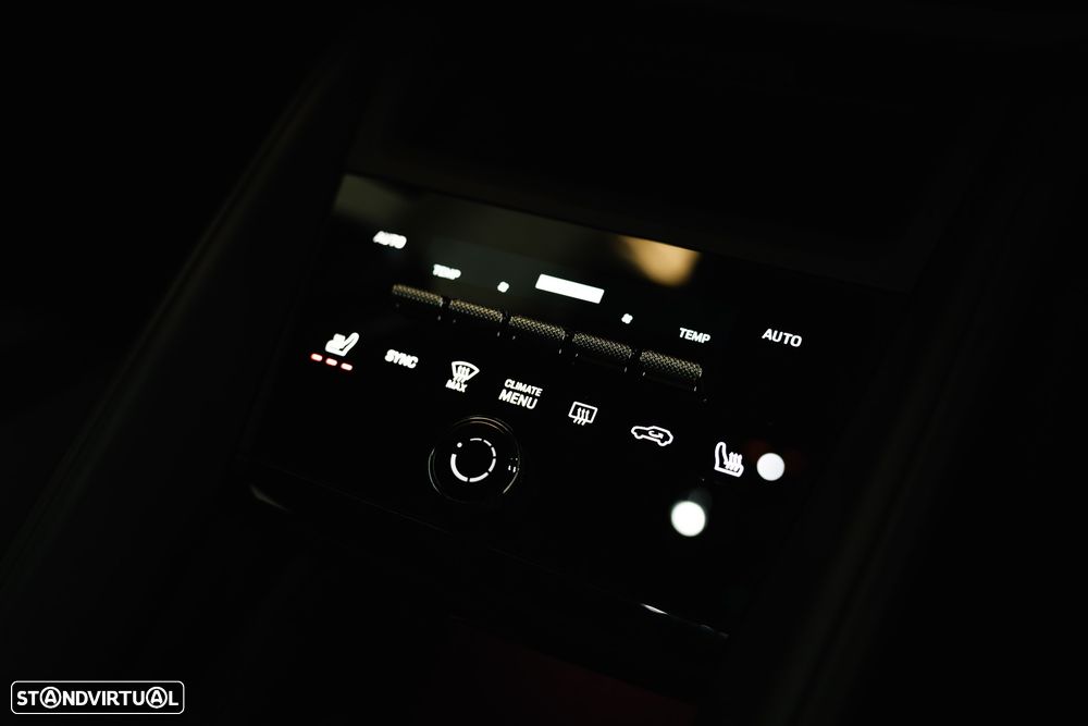 Porsche Macan Electric - 20