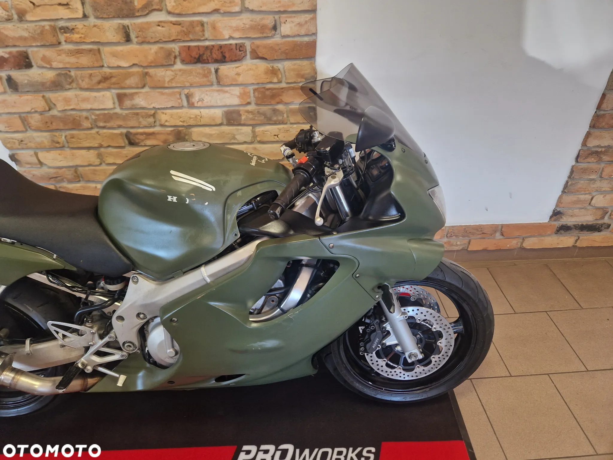 Honda CBR - 14