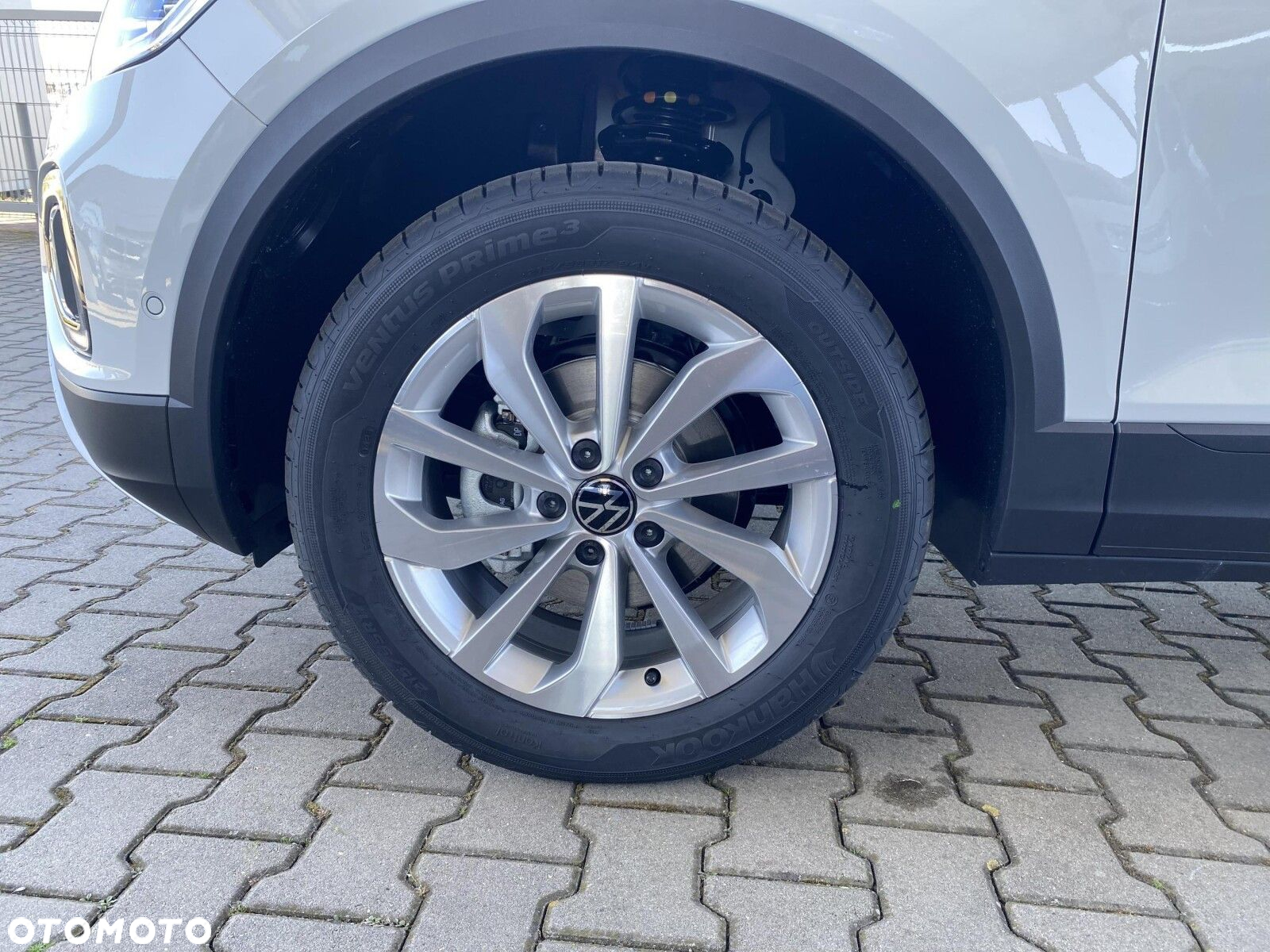 Volkswagen T-Roc - 18