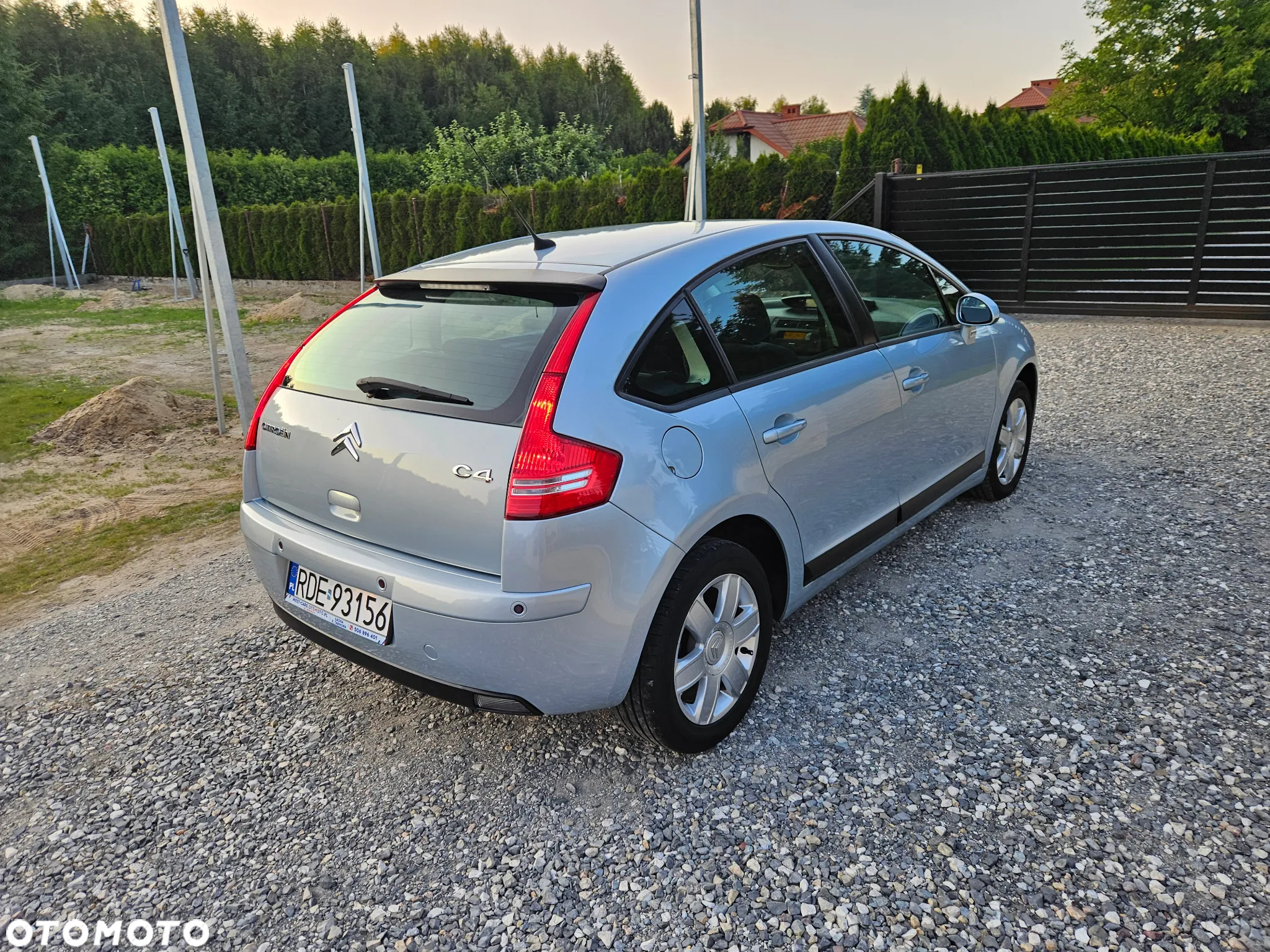 Citroën C4 1.6 16V Confort - 8