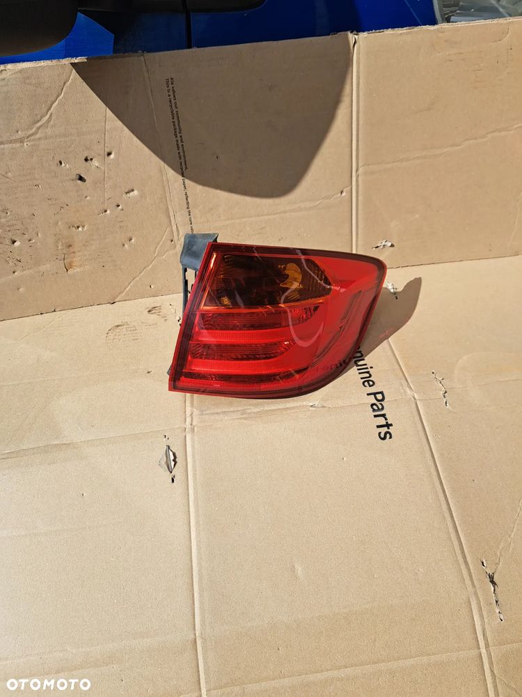 Lampa tylna prawa BMW 3 F31 7372788 lampa prawy tył BMW 3 F31 63217372788 - 2