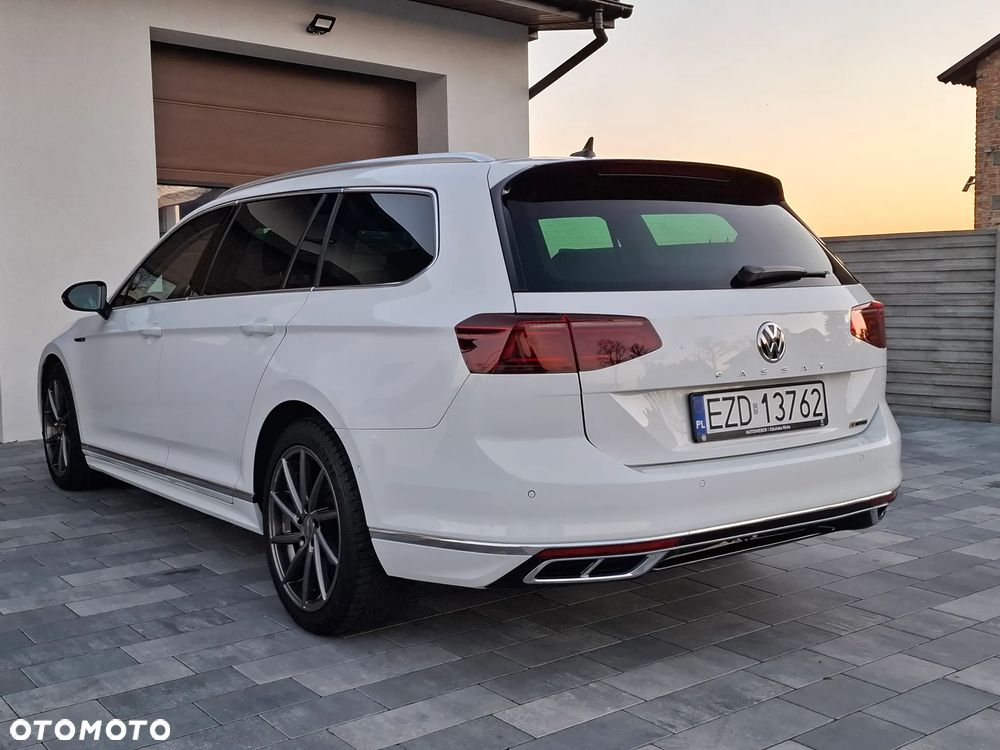 Volkswagen Passat 2.0 TDI SCR 4Motion DDG Highline - 6