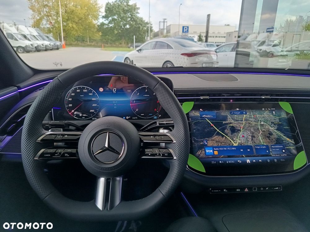 Mercedes-Benz Klasa E - 24