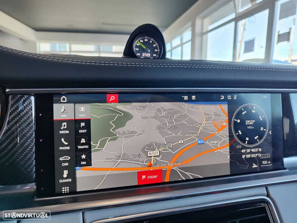 Porsche Panamera 4 E-Hybrid Platinum Edition - 39