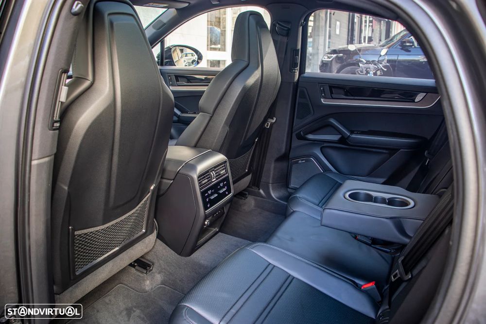 Porsche Cayenne Coupé S E-Hybrid - 40