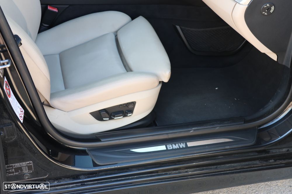 BMW 525 d Auto - 15