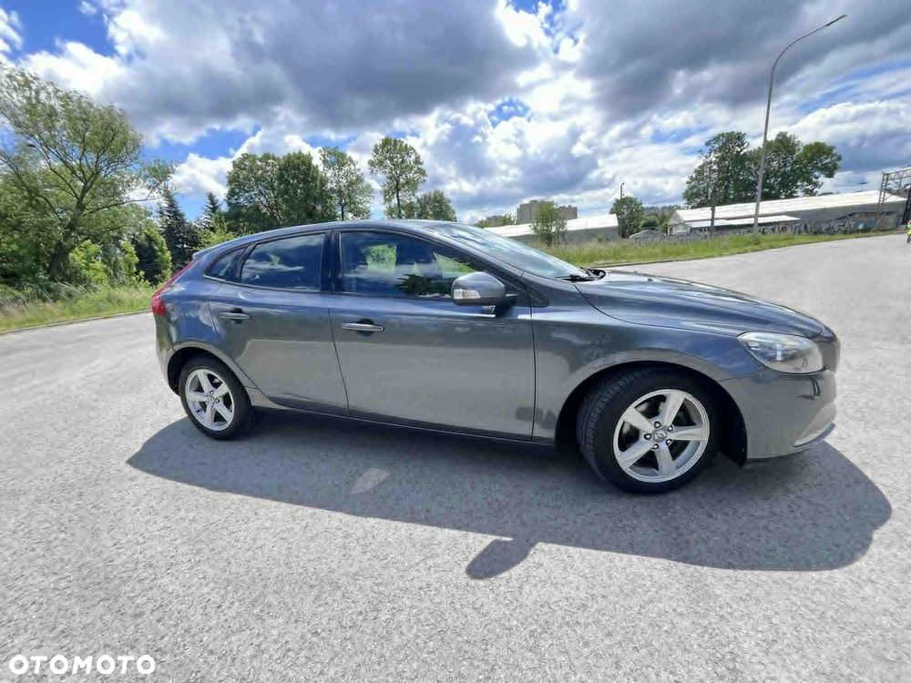 Volvo V40 D2 Base - 1