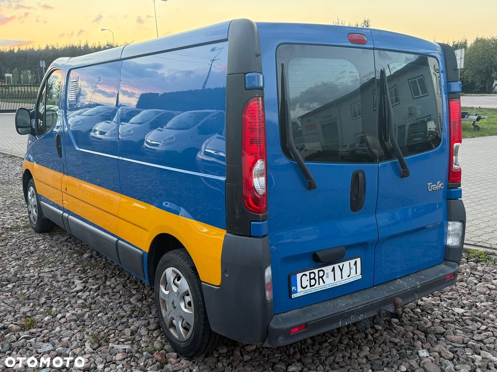 Renault Trafic 2.0dci long długi zarejestrowany - 4