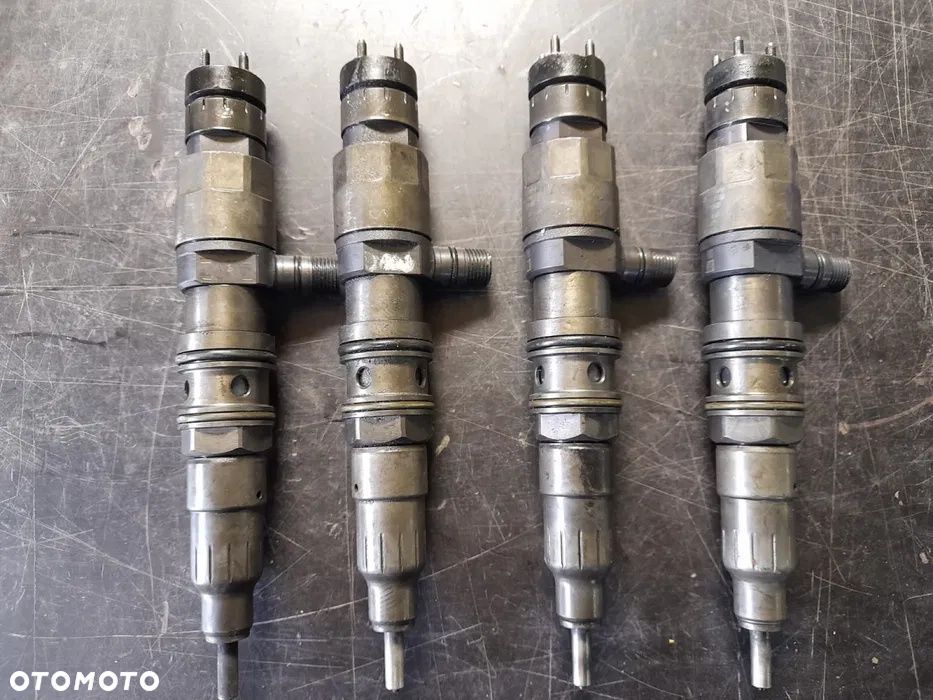 Wtryskiwacze mercedes actros 12.8D, euro 5 / 6, mp4 0445120271 0445120386 0445120301 0445120299 0445120288 - 1
