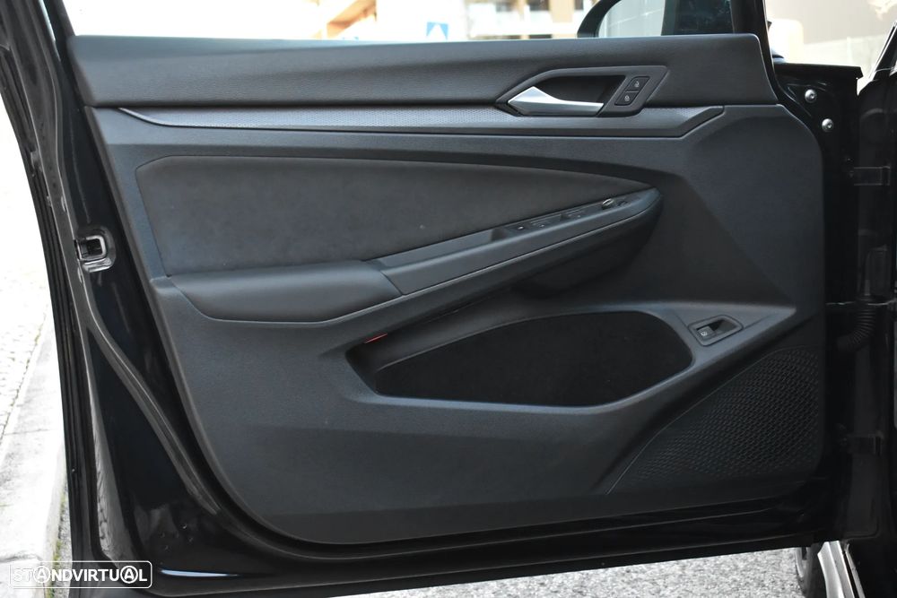 VW Golf 1.4 TSI GTE+ DSG - 24