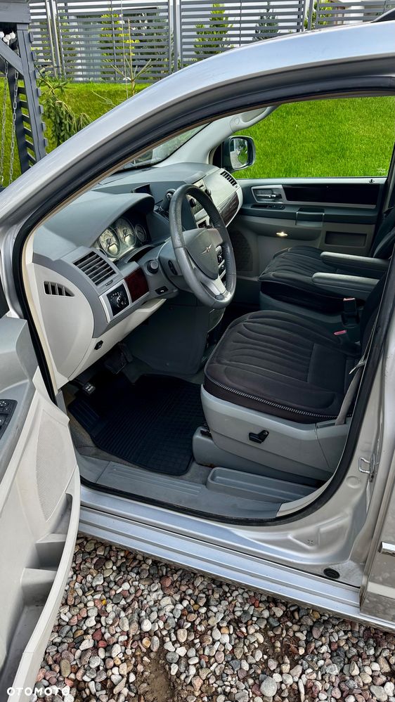 Chrysler Town & Country 4.0 Limited - 9