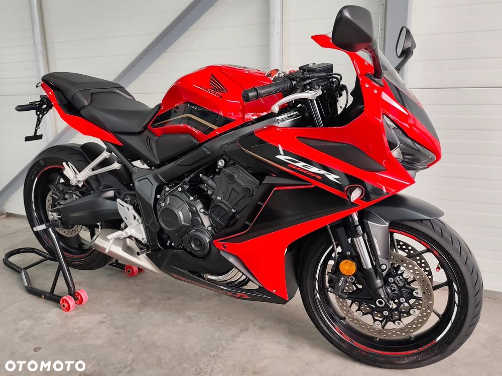 Honda CBR - 5