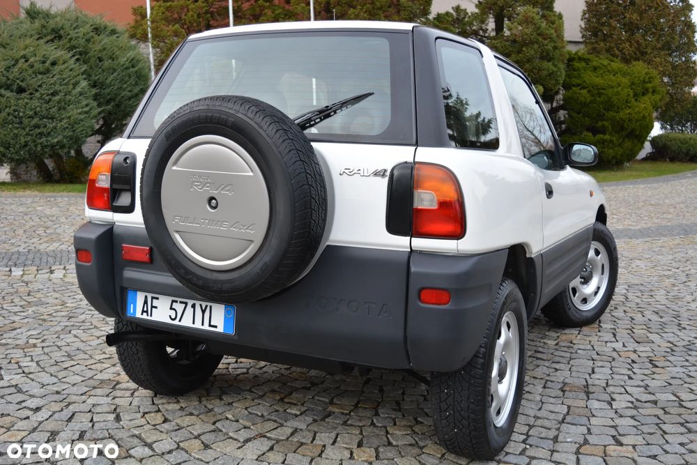 Toyota RAV4 2.0 Special - 6