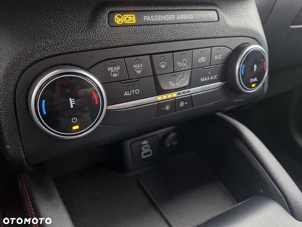 Ford Kuga 2.5 FHEV AWD ST-Line - 16