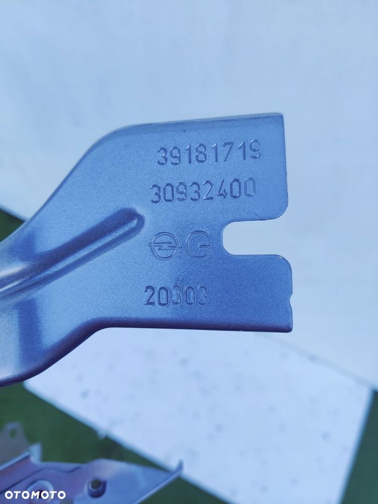 Błotnik lewy Opel Corsa F - 4