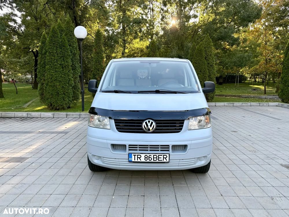 Volkswagen Transporter Caravelle Kurz (5.Si.) - 2