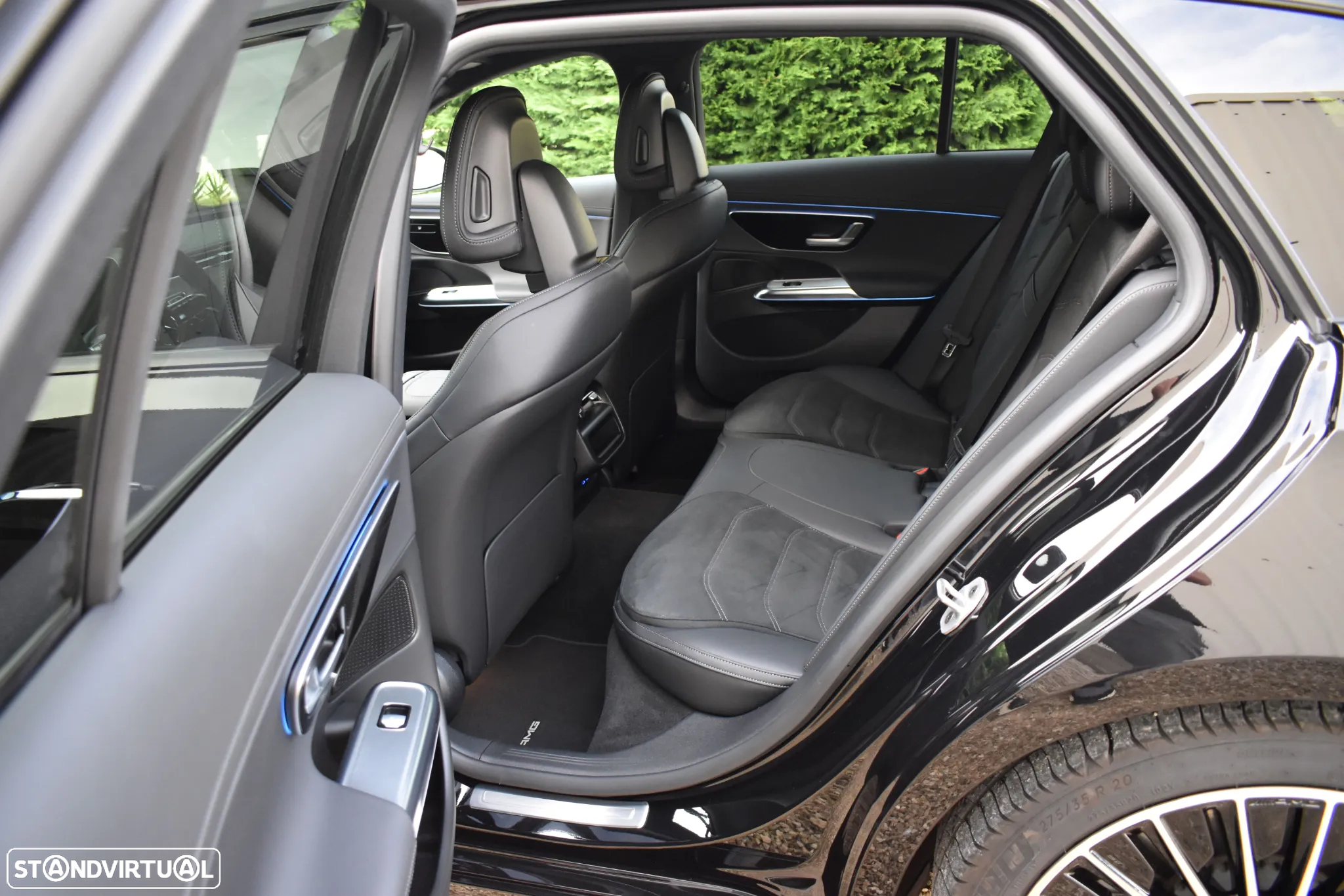Mercedes-Benz E 300 e AMG Line - 15