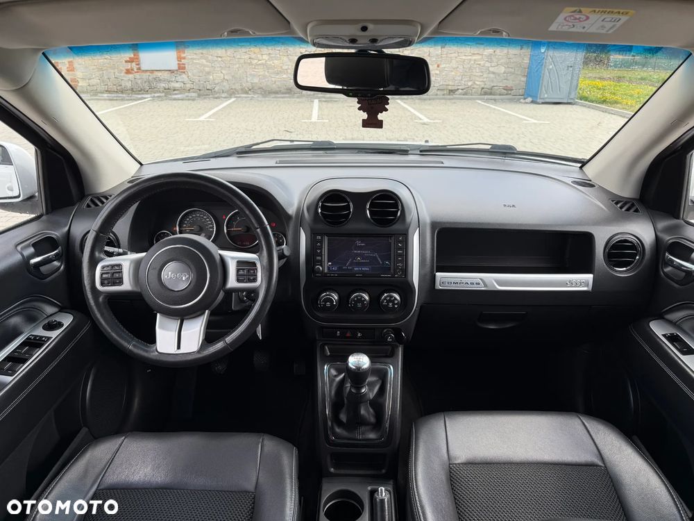 Jeep Compass - 15