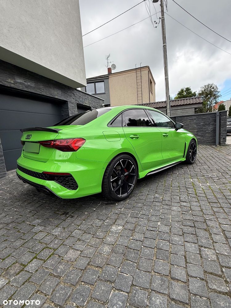 Audi RS3 Limousine - 6