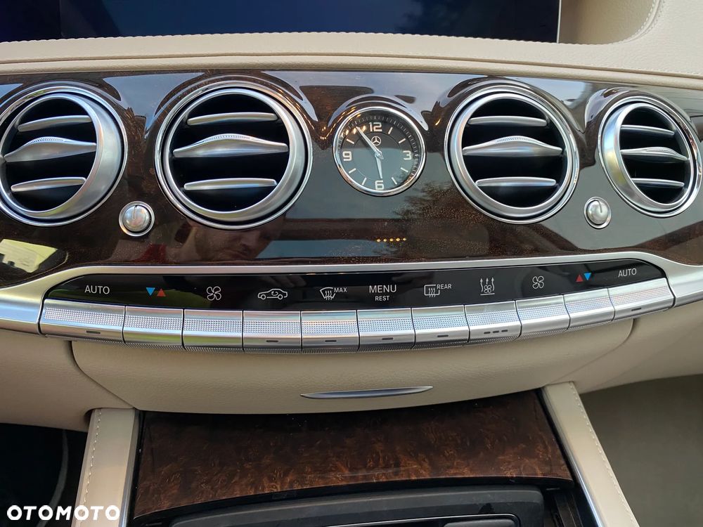 Mercedes-Benz Klasa S 560 4-Matic L 9G-TRONIC - 22