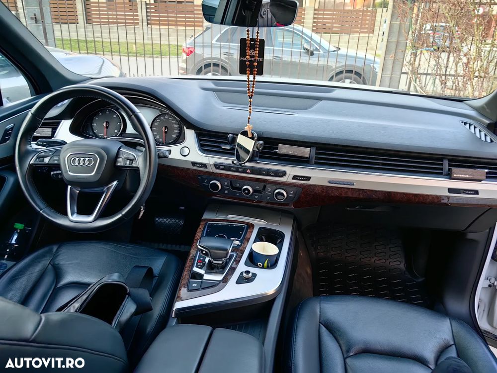 Audi Q7 - 28
