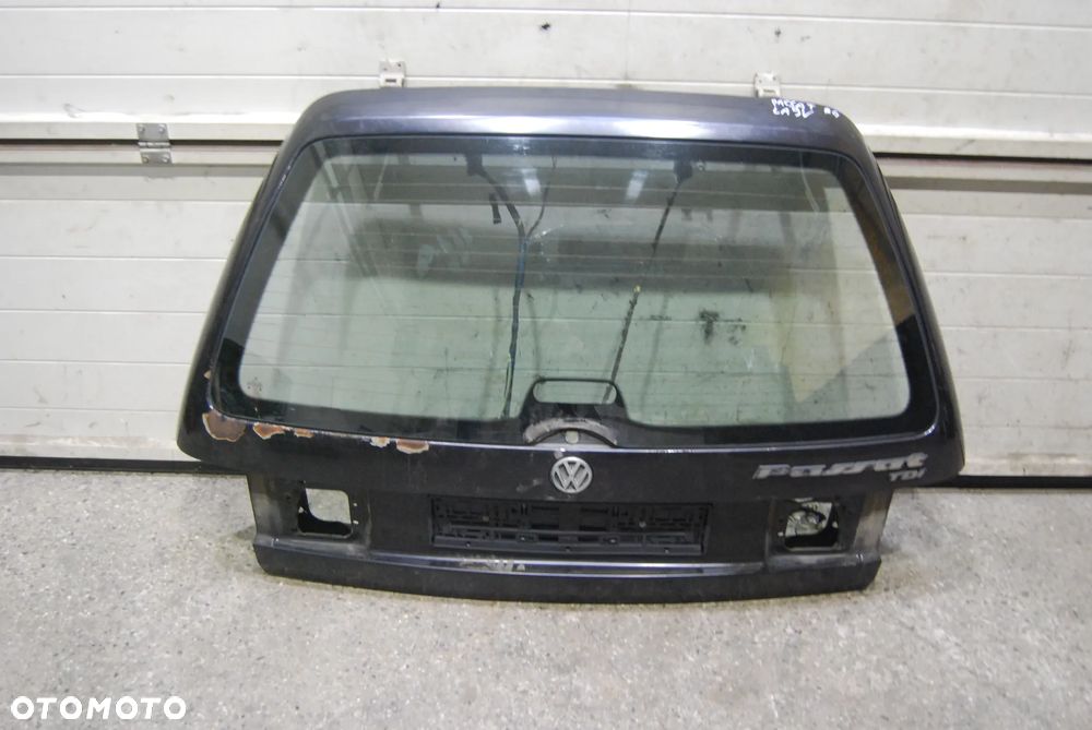 KLAPA BAGAŻNIKA TYŁ TYLNA VW PASSAT B4 KOMBI LA9V - 1