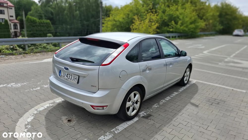 Ford Focus 1.6 TDCi cDPF Ambiente - 4