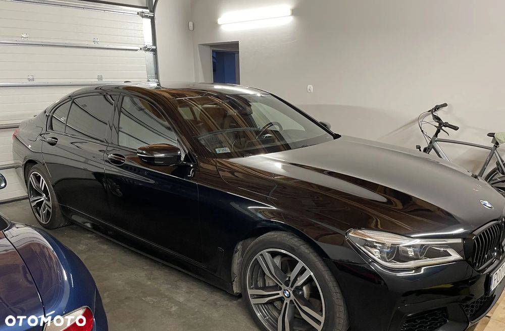 BMW Seria 7 - 29