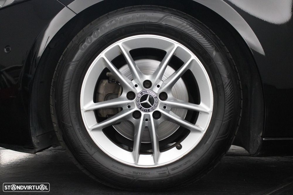 Mercedes-Benz A 160 — fotografia 36