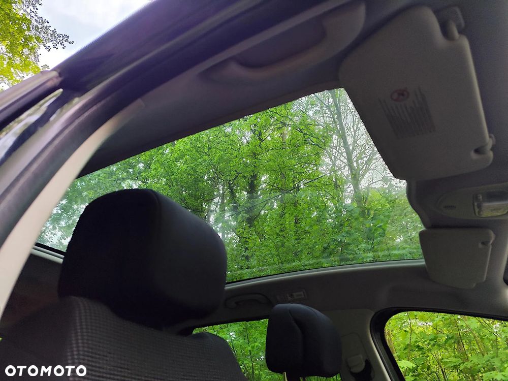 Peugeot 5008 HDI FAP 150 Family - 17