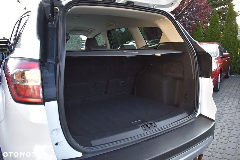 Ford Kuga 2.0 TDCi 4x2 Titanium - 23