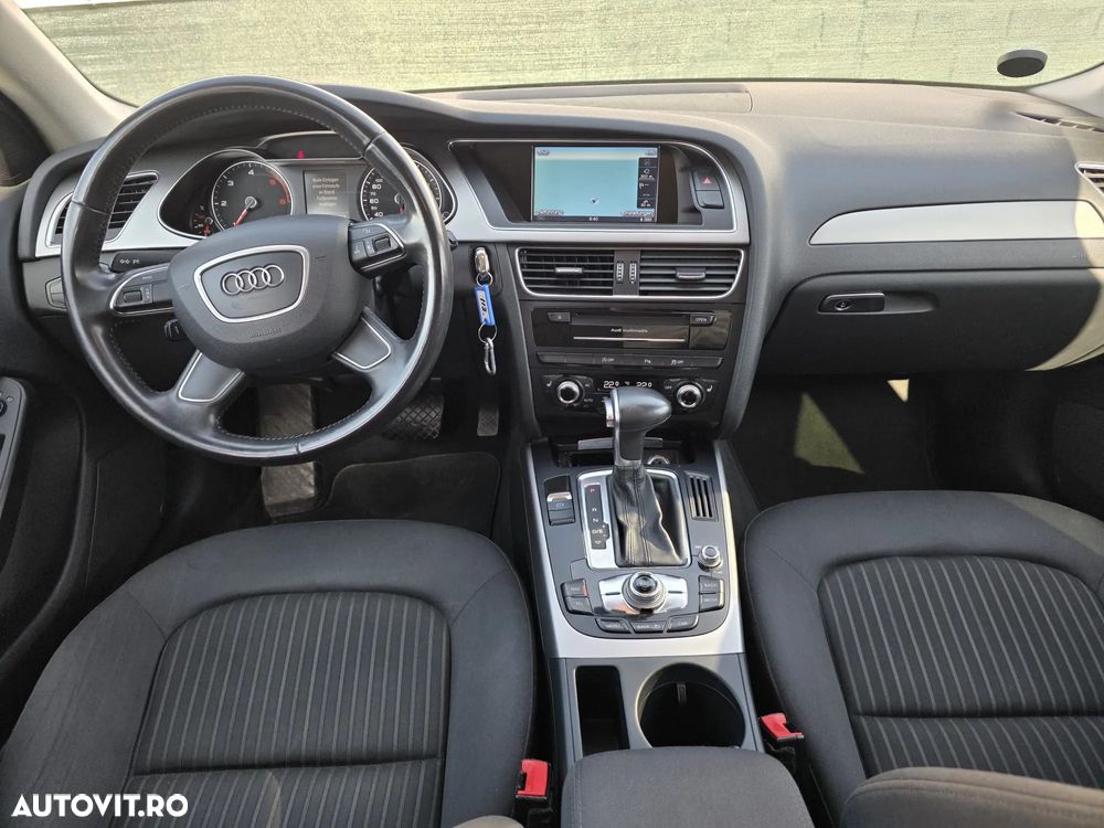 Audi A4 2.0 TDI DPF multitronic Ambiente - 15