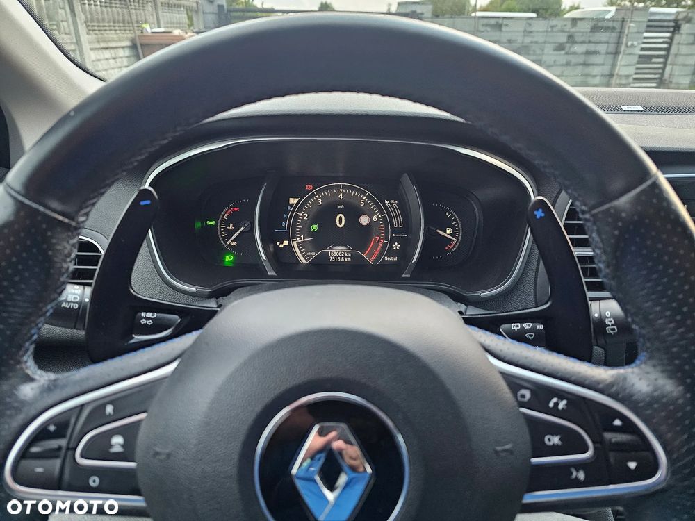 Renault Megane 1.6 TCe GT EDC - 25