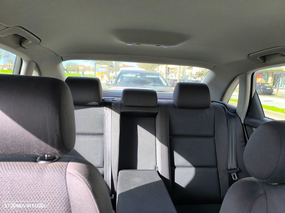 Audi A4 1.9 TDI m6 - 5