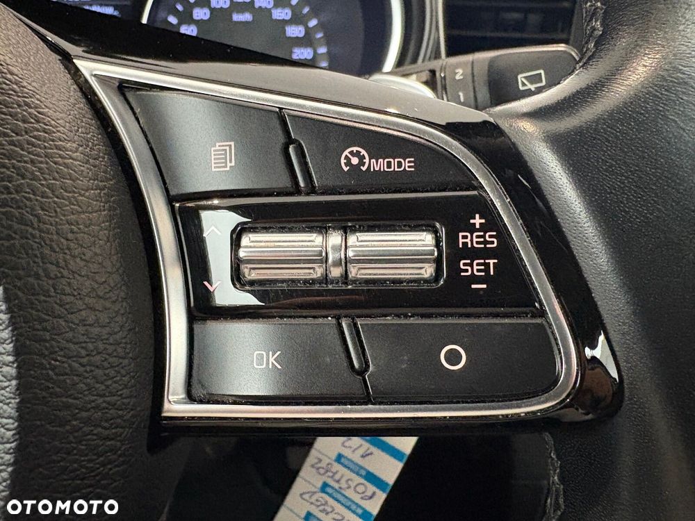 Kia XCeed - 22