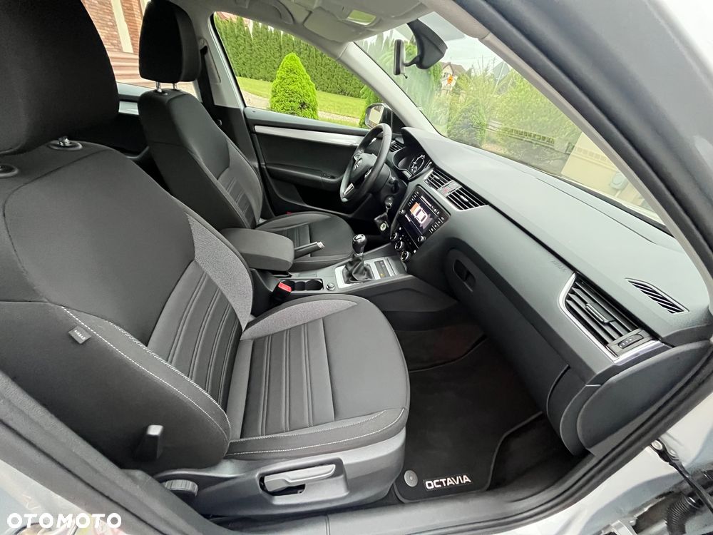 Skoda Octavia 1.5 TSI ACT Ambition - 24