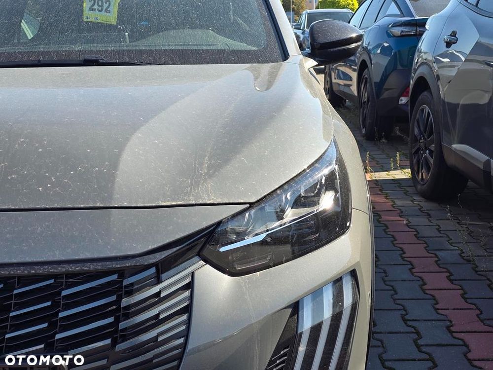 Peugeot 208 1.2 mHEV GT - 25