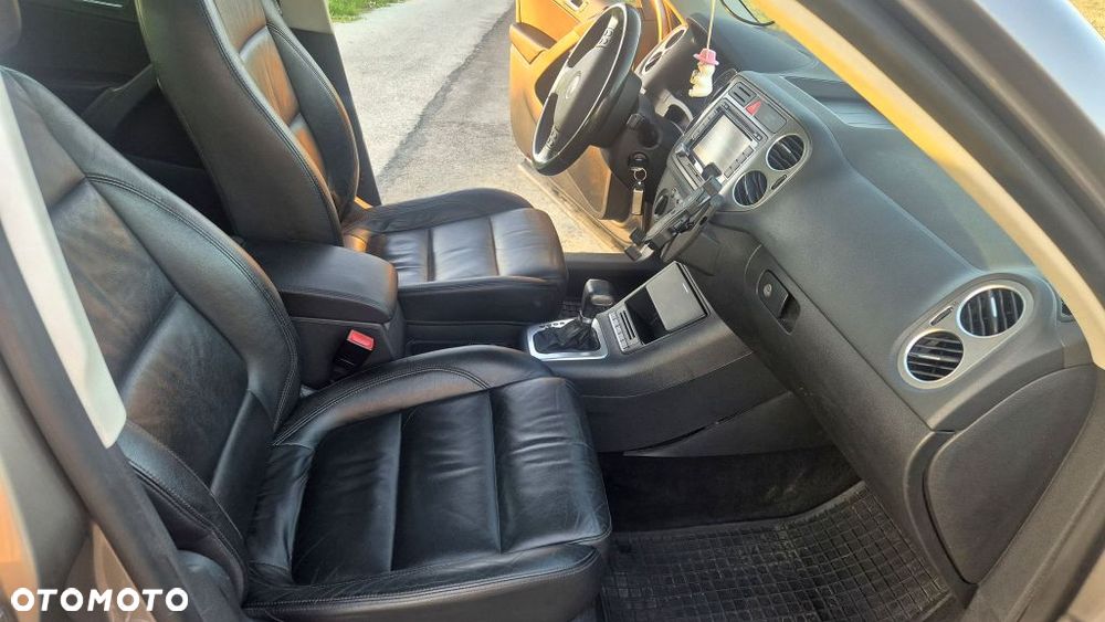 Volkswagen Tiguan 2.0 TDI 4Mot Trend Tiptr - 12