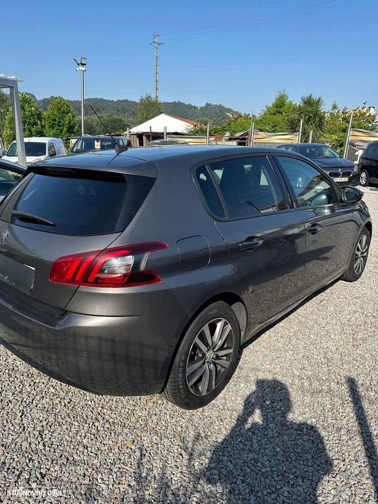 Peugeot 308 - 19