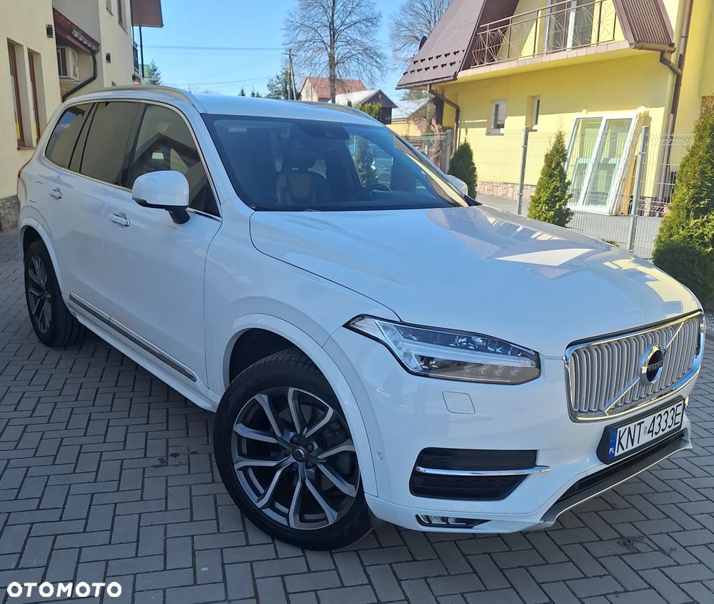 Volvo XC 90 - 1