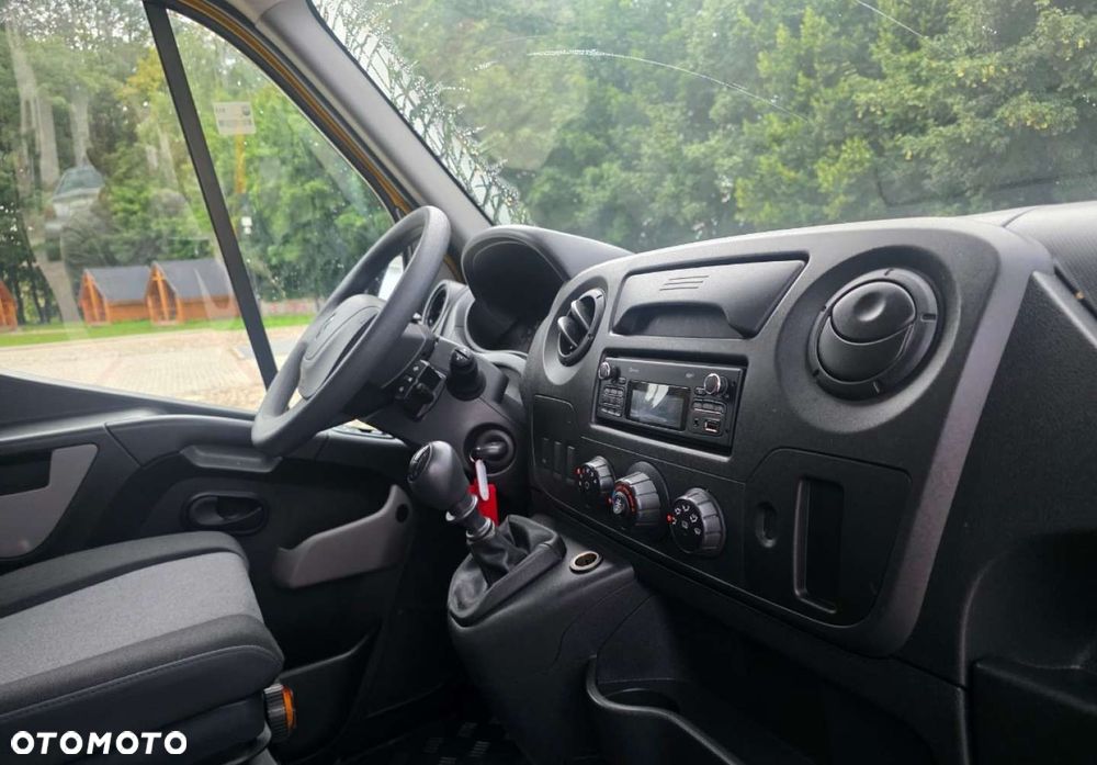 Renault Master - 22