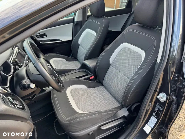 Kia Ceed 1.6 CRDi 128 ISG SW Platinum Edition - 7
