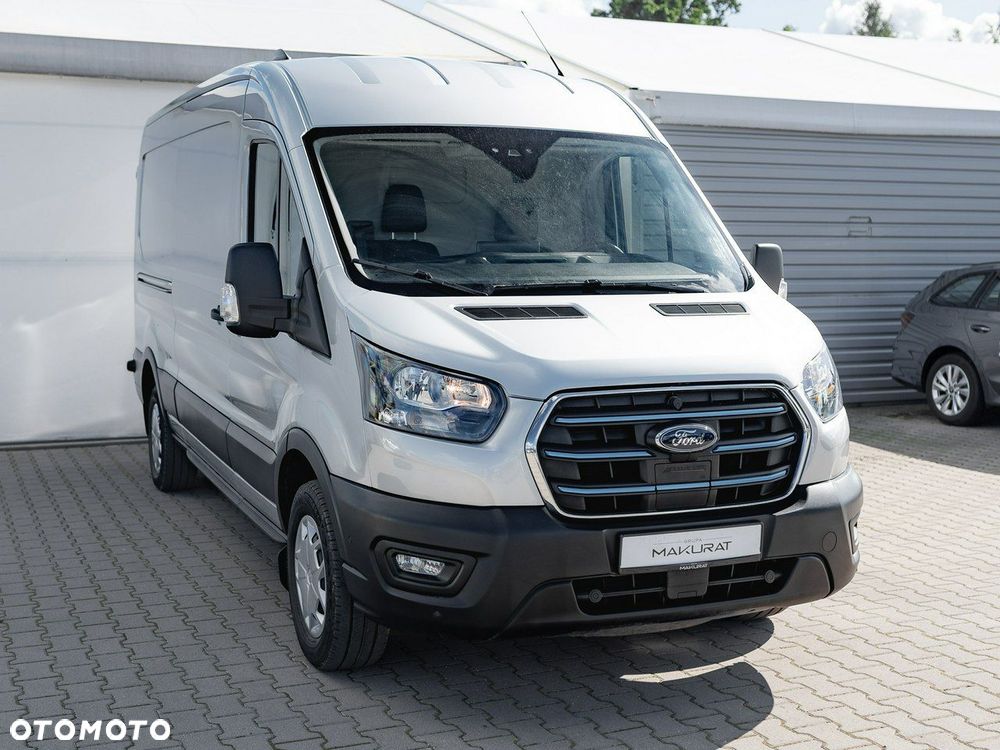 Ford Transit - 4