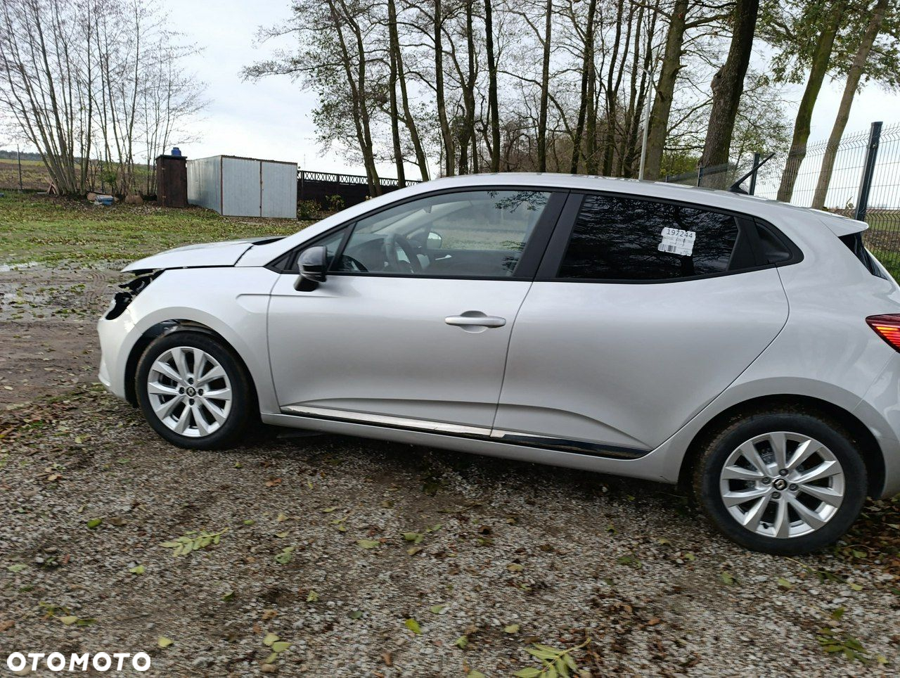 Renault Clio - 24