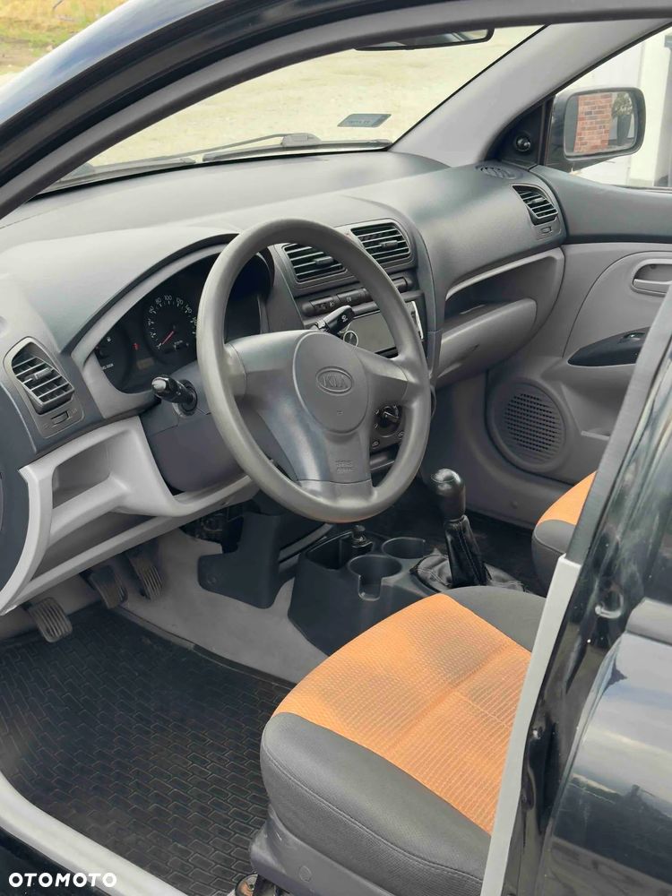 Kia Picanto - 2