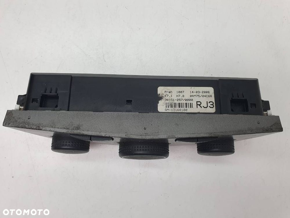 PANEL STEROWANIA NAWIEWU OPEL ZAFIRA B 13168100 - 4