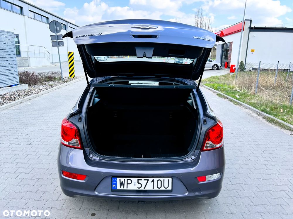 Chevrolet Cruze 1.8 LT+ - 13