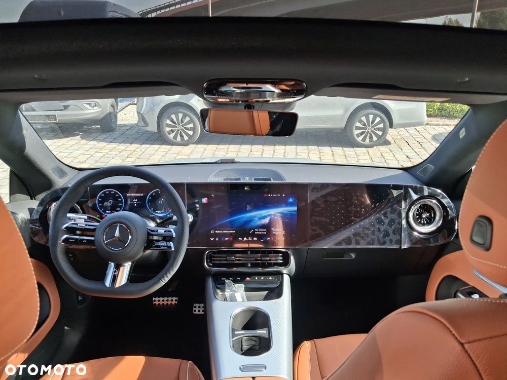 Mercedes-Benz CLA 200 mHEV 8G-DCT - 11
