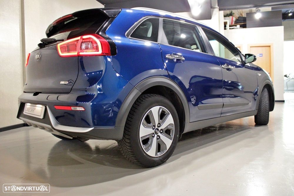 Kia Niro 1.6 GDi HEV Urban - 10