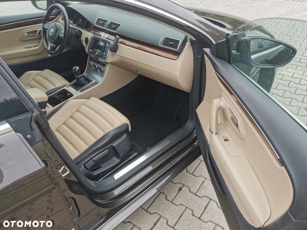 Volkswagen CC 2.0 TDI DPF BMT - 24